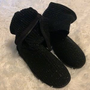 Women’s size 6 black sparkly fold over boots